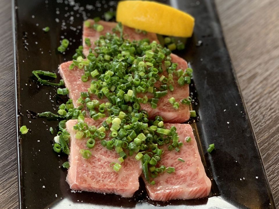 グルメを惑わす魔性の希少部位牛タンその贈り物にはもう戻れない理由がある